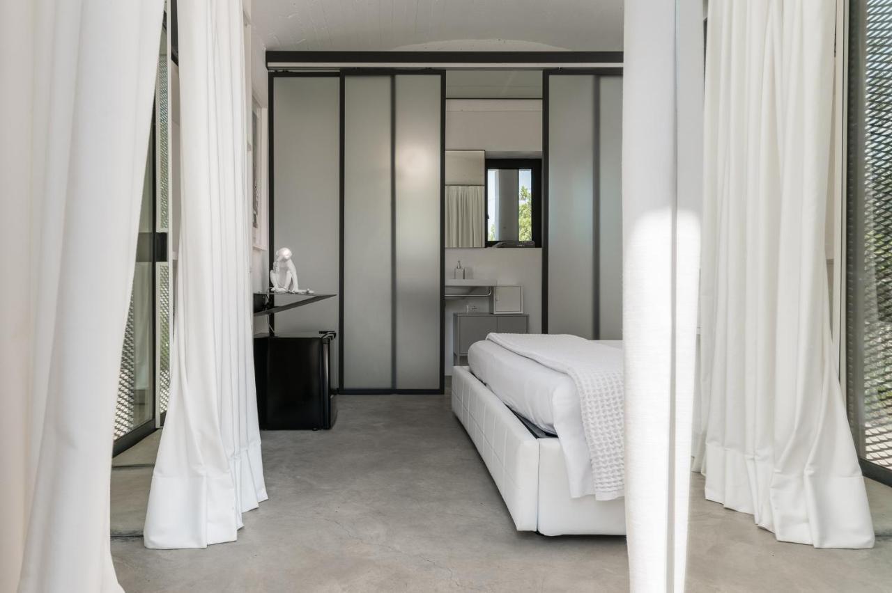 Calcebianca Bed & Breakfast Ostuni Dış mekan fotoğraf